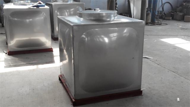不锈钢焊接水箱